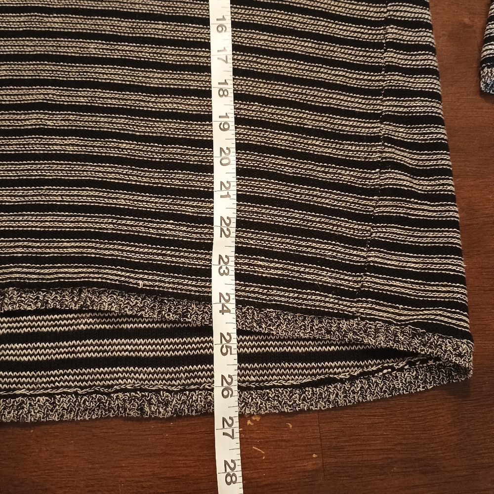 Eileen Fisher Wool & Linen Black Striped Sweater Size Medium - Picture 6 of 8
